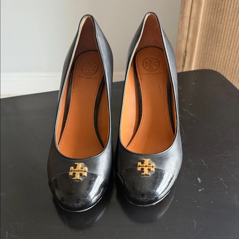 Boss Babe Wedge Pumps - Picture 6 of 9